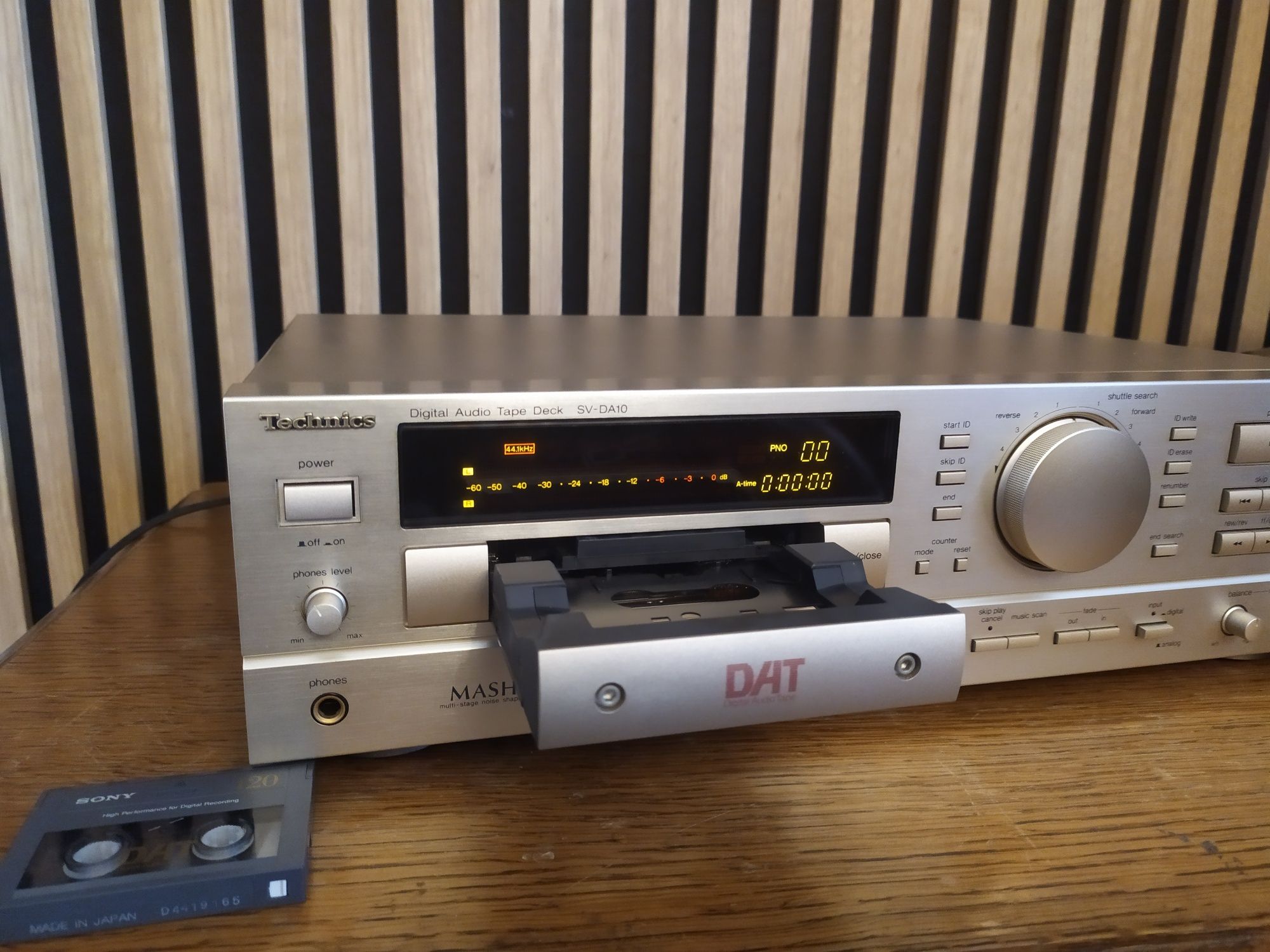 Technics SV DA 10
