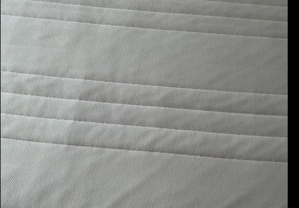 sprzedam czarne łóżko IKEA i dwie szafki nocne