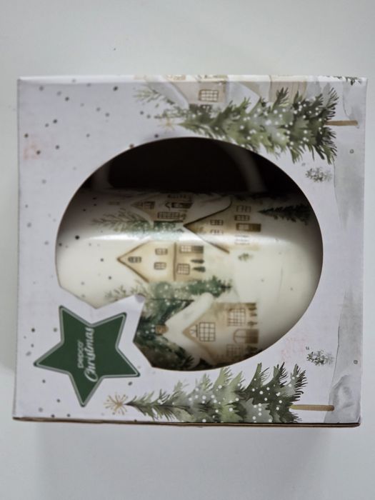 Świąteczny kubek ceramiczny 530ml Domki i choinki