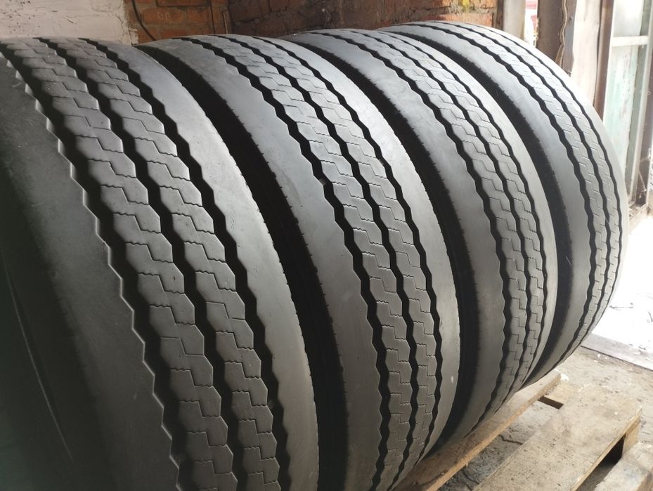 Шини вантажні 275/70/22.5 Hankook