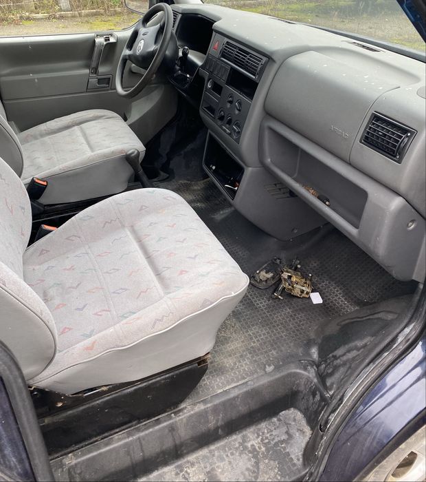 Volkswagen transporter T4  2002  2.5 TDI. 75кВт фольцваген транспортер