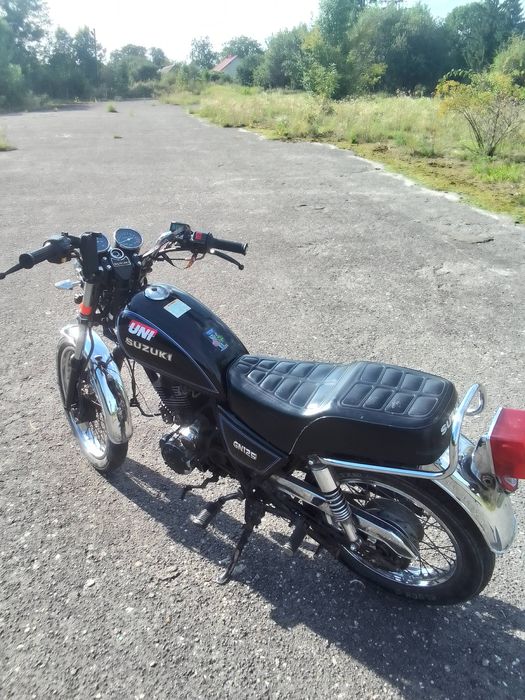 Мотоцикл Suzuki gn125-150