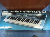 Keybord  organy elektryczne z akumulatorem