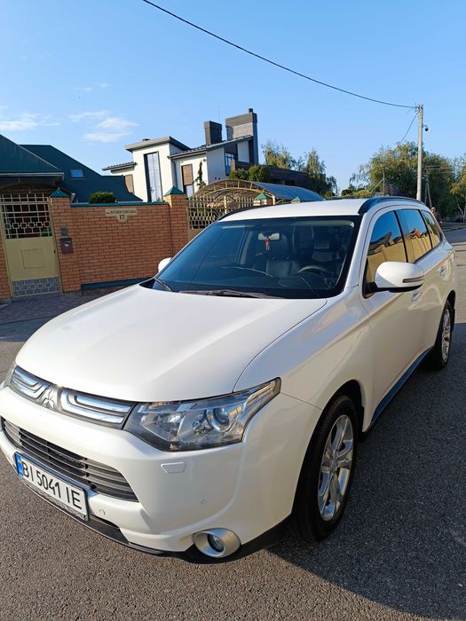 Mitsubishi Outlander 2013