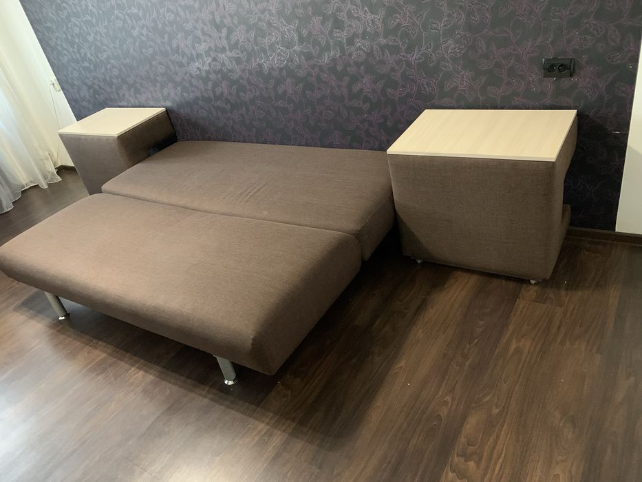 Продам диван.