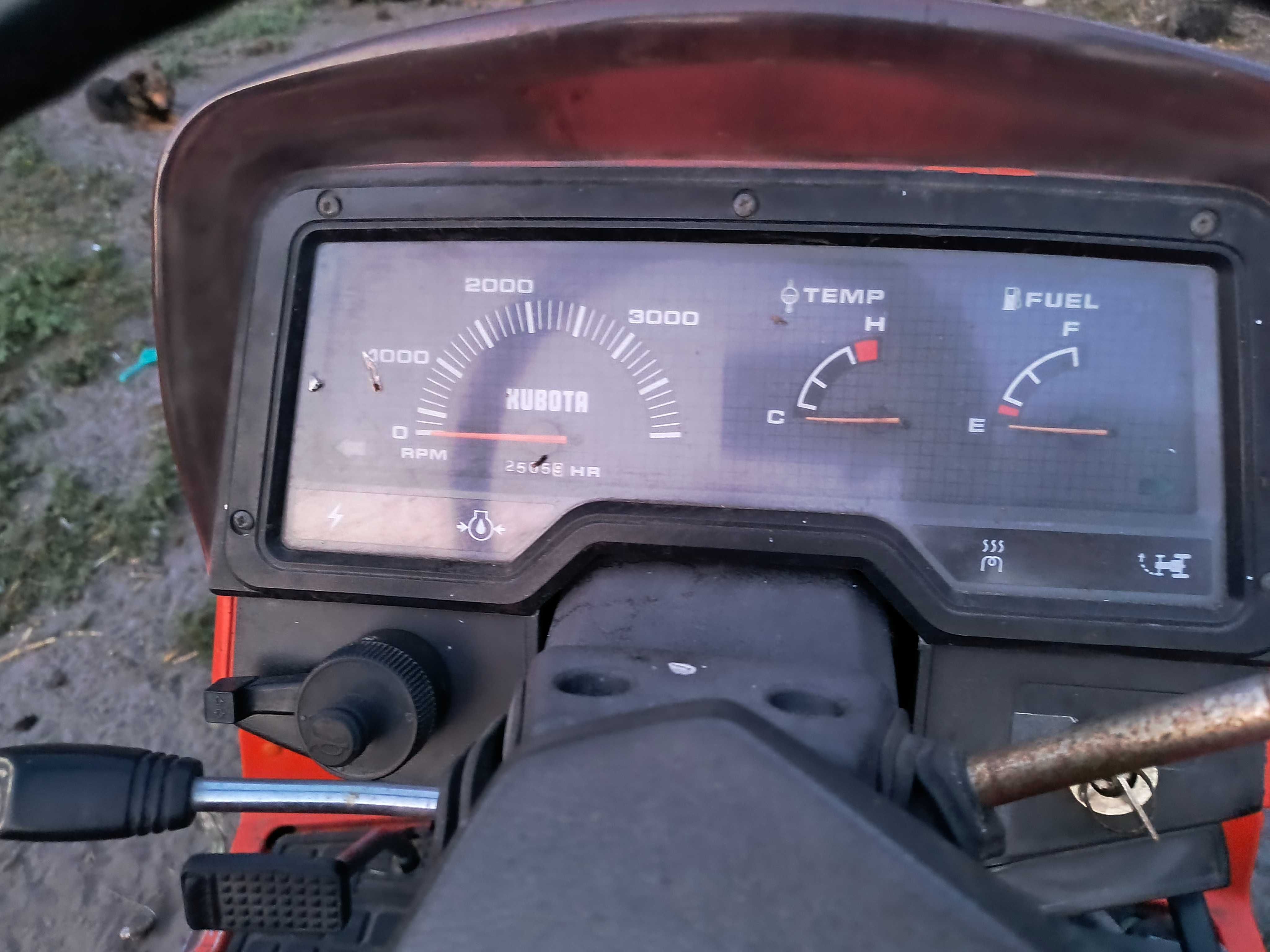 Трактор кубота Kubota22