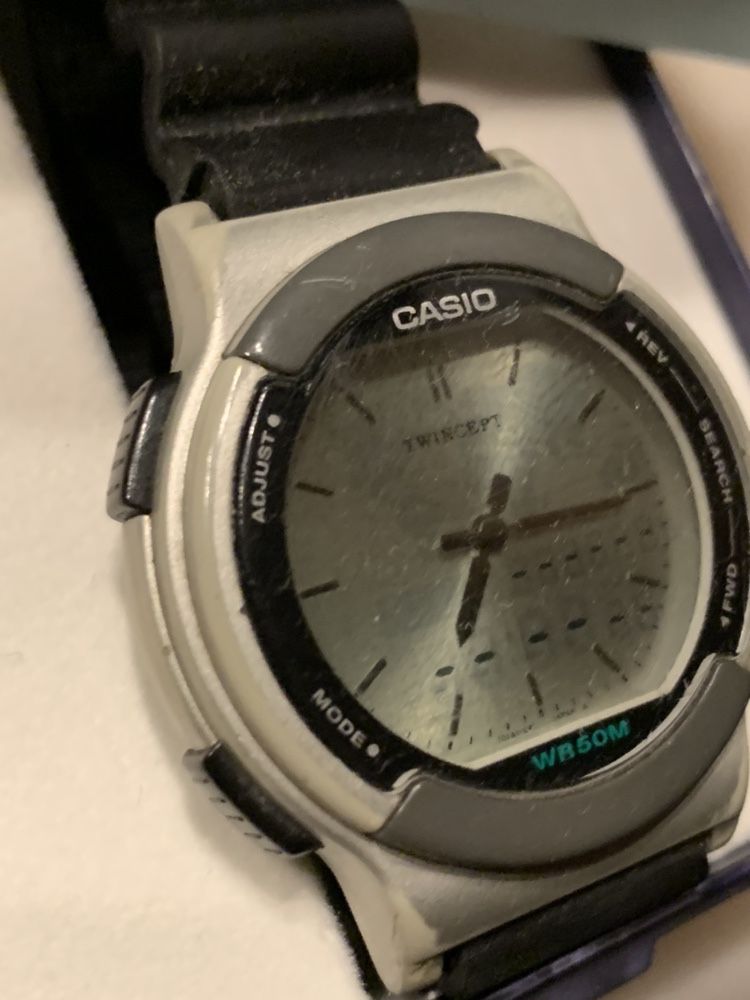 Relogio Casio Twin Concept 50% desconto