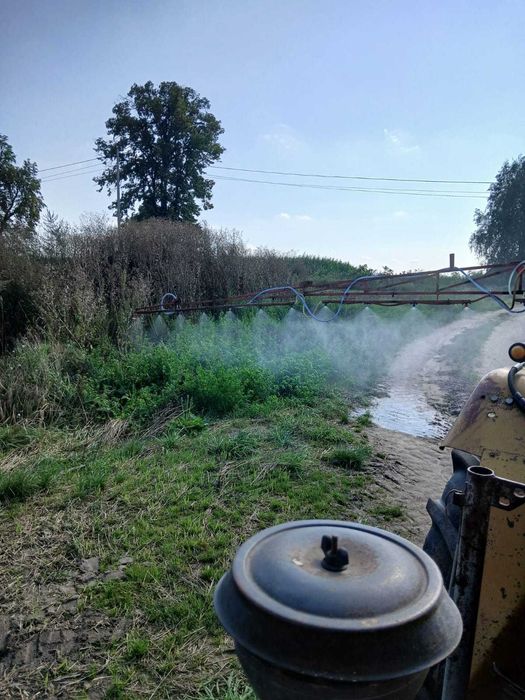 Opryskiwacz ciągany MOSKIT 1200L 12/13,5M