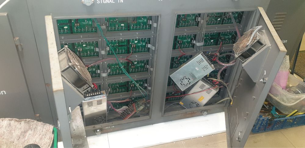 ekran zewnętrzny led