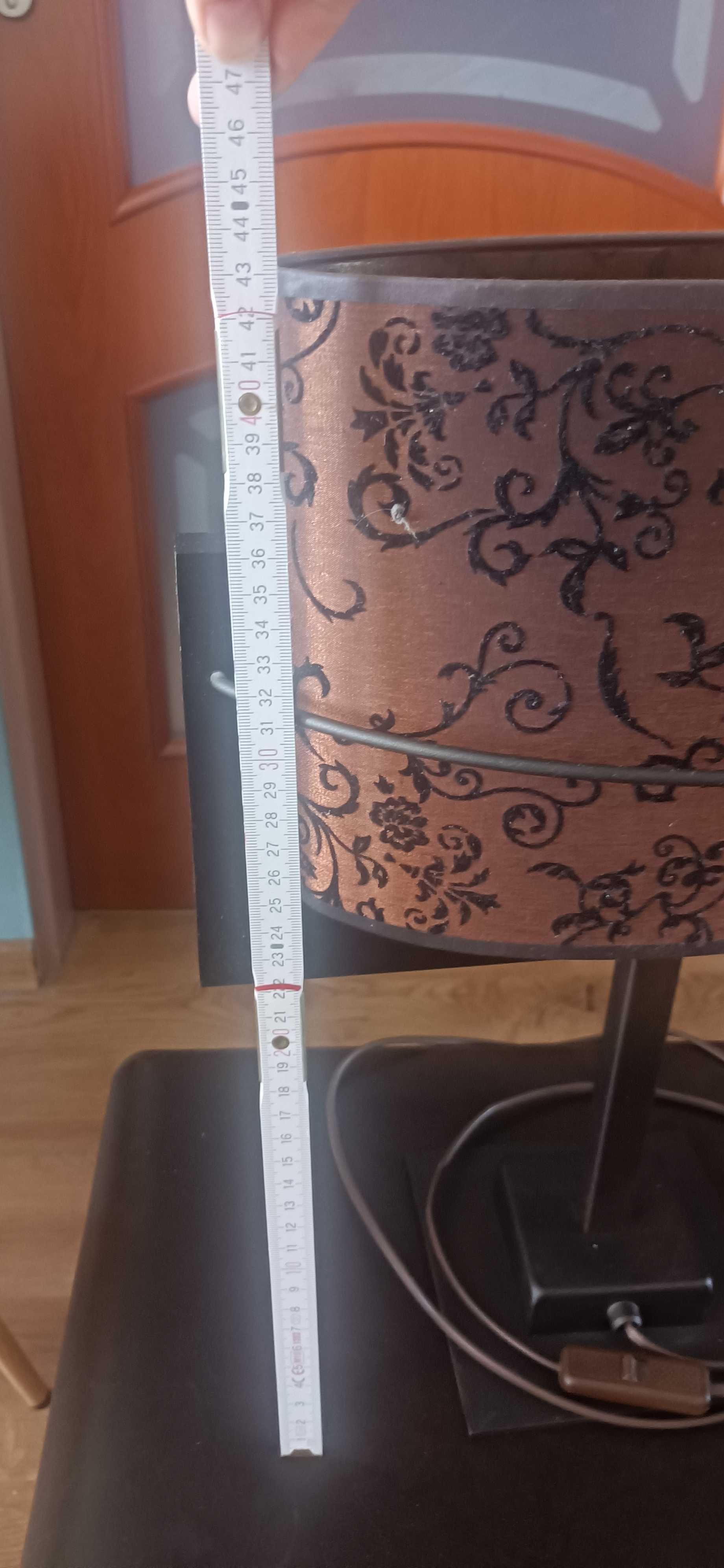 Szafka nocna plus lampka