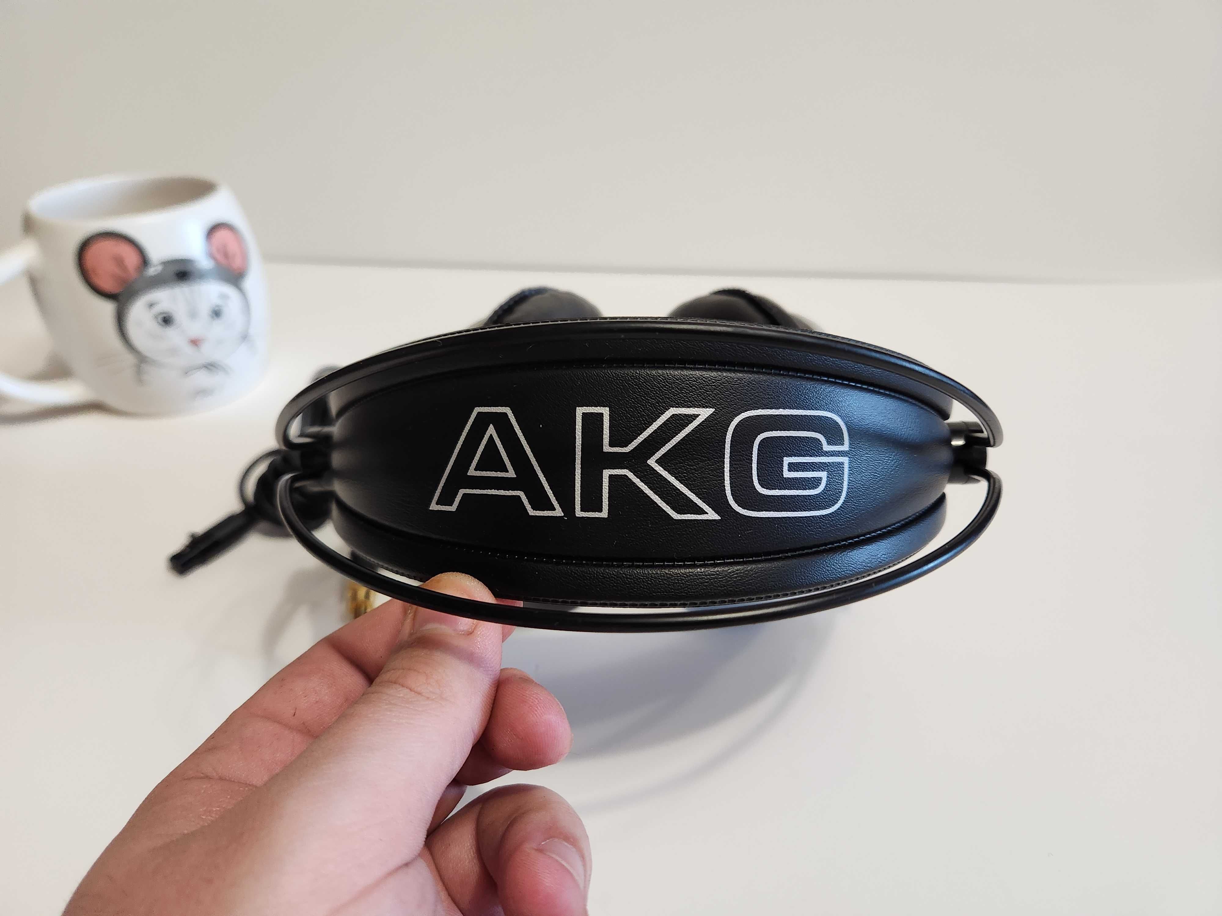 Студійні навушники AKG K271