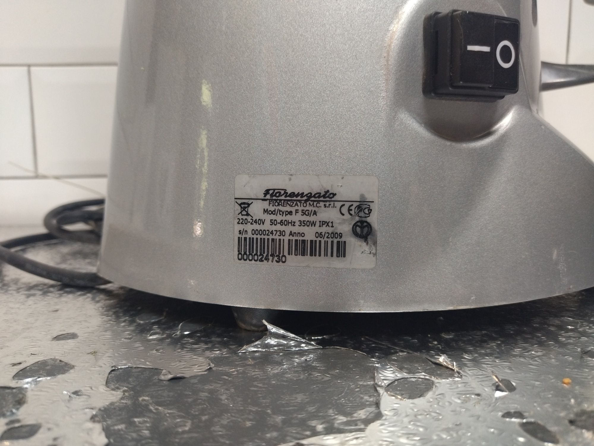 Продам кофемолку Fiorenzato