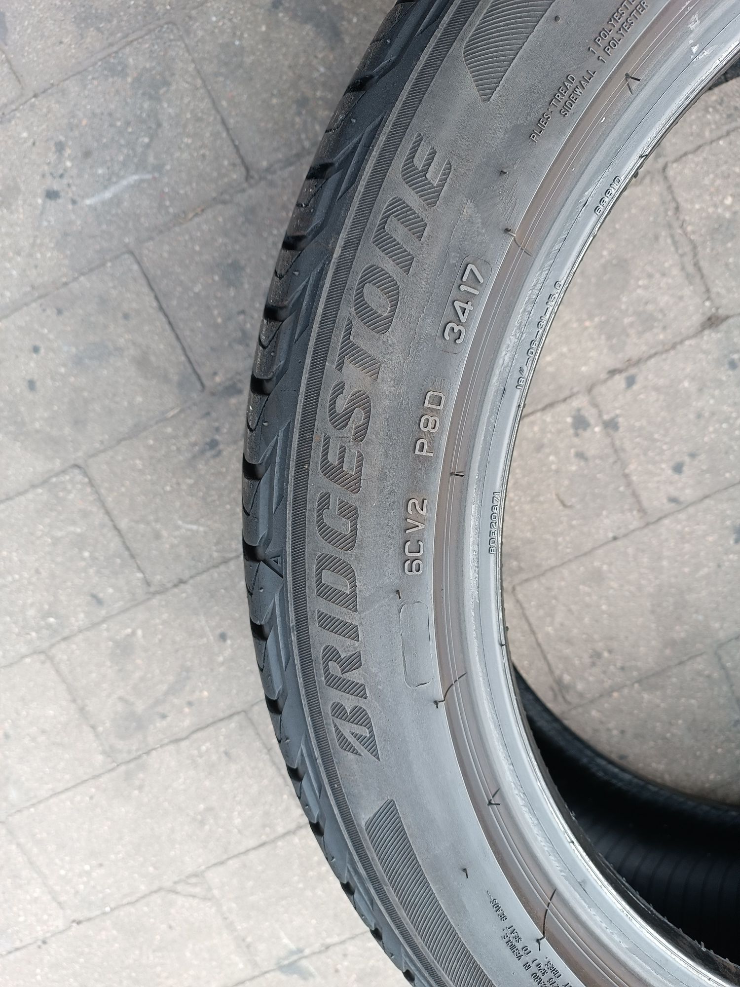 215/50R18 Bridgestone Turanza T001  92 W