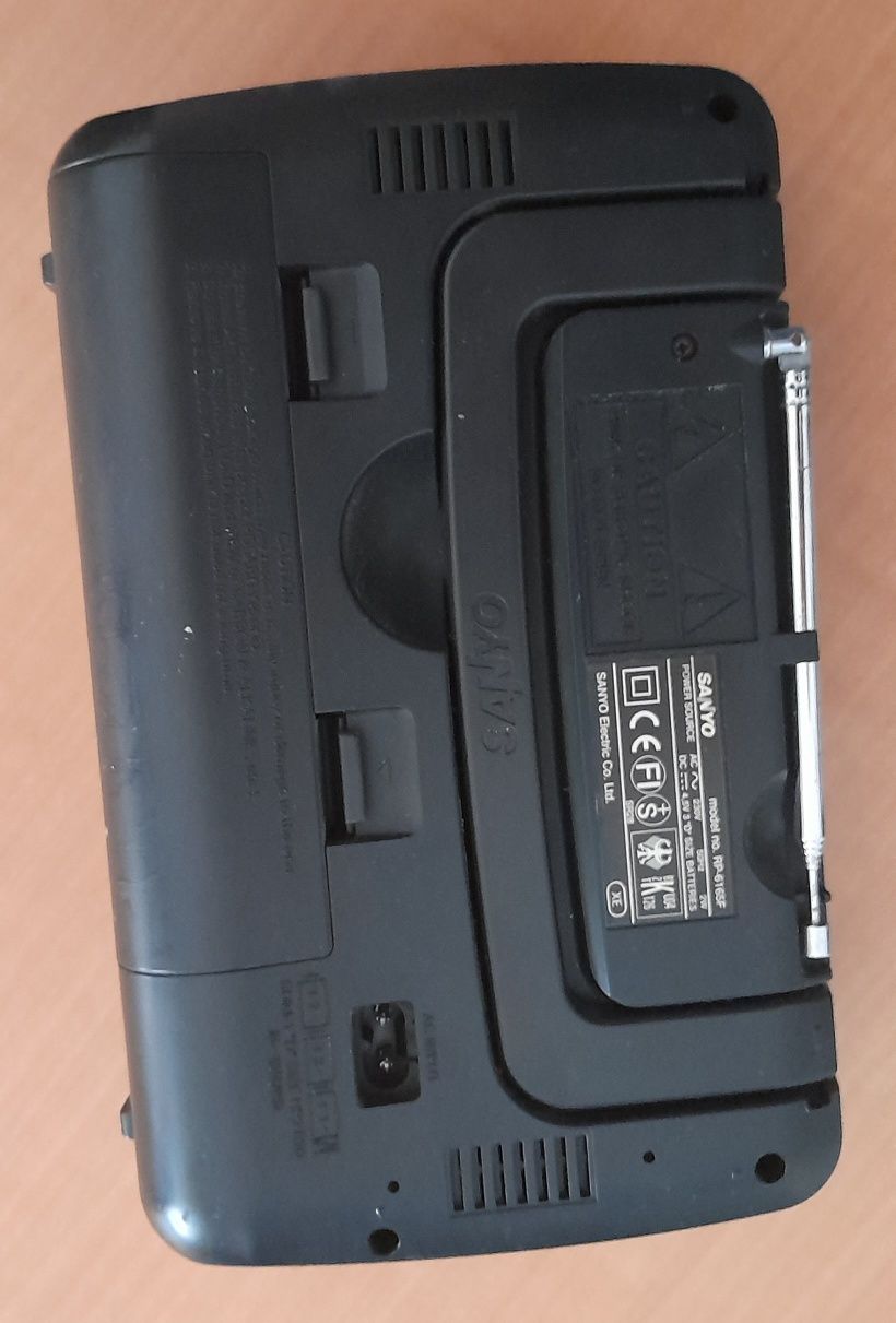 Radio Sanyo RP6165F