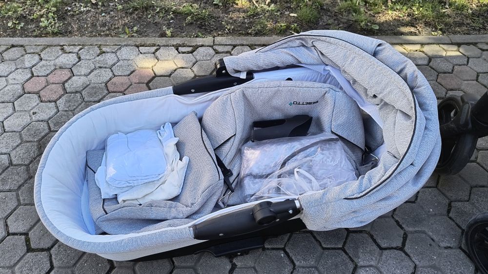 Bebetto Tito wózek 2w1 gondola + spacerówka