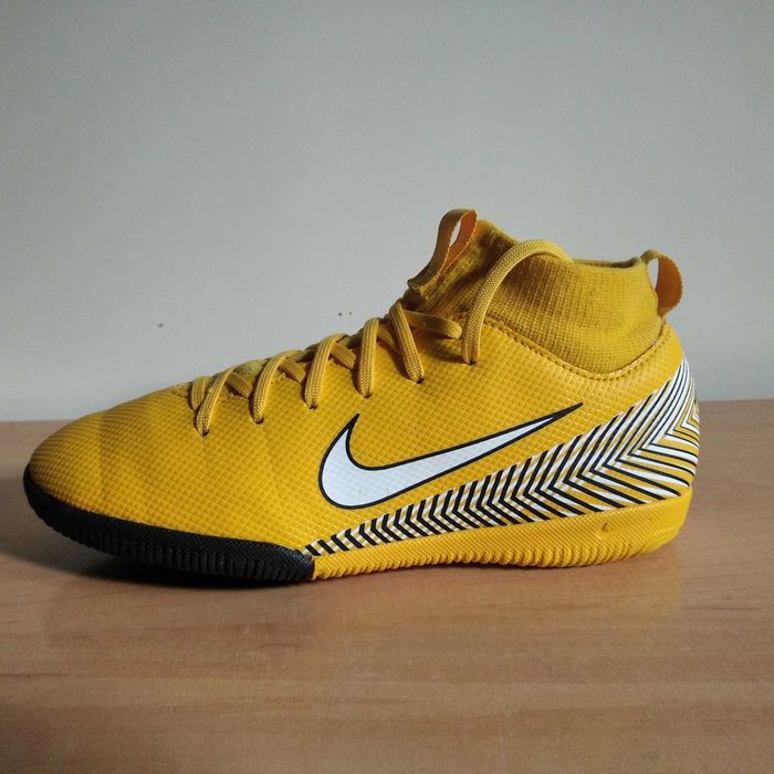 Buty piłkarskie Nike Mercurial Superfly X 6 Academy Neymar  ic roz.32