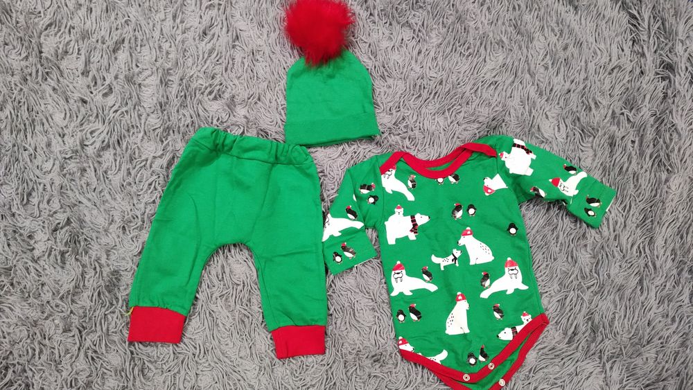 Костюмчики на перший новий рік