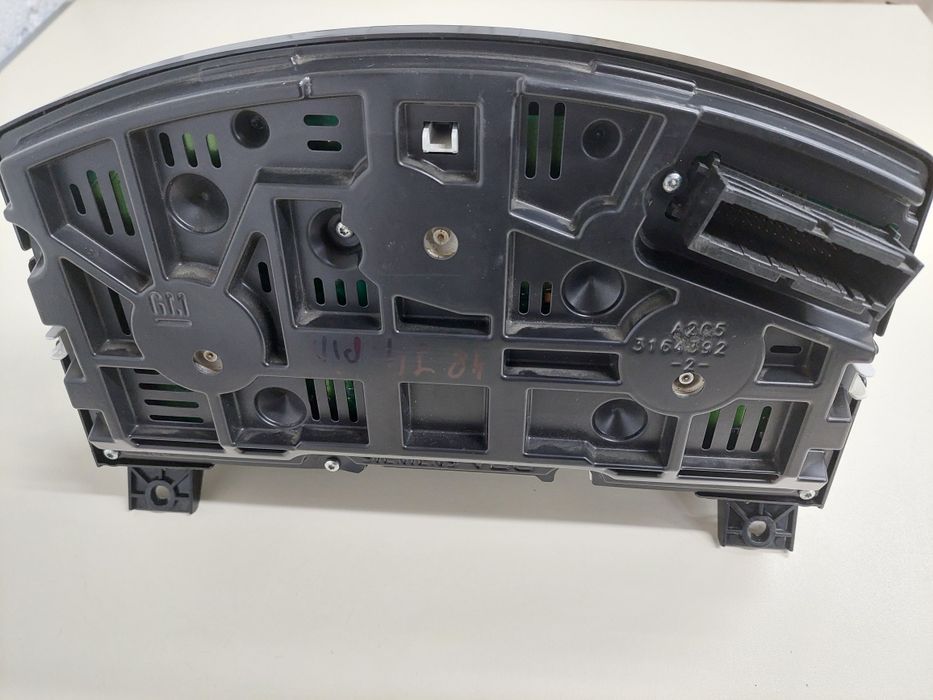 Панель приладів Опель Астра Н 1.7