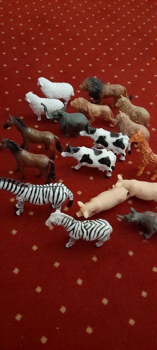 Zwierzątka figurki
