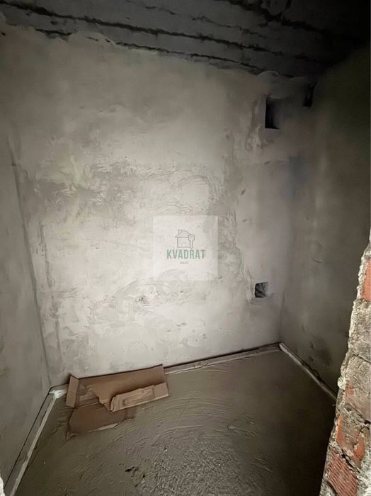 Продам велику 3-х кімнатну квартиру 105,5 м.кв. за 45500$