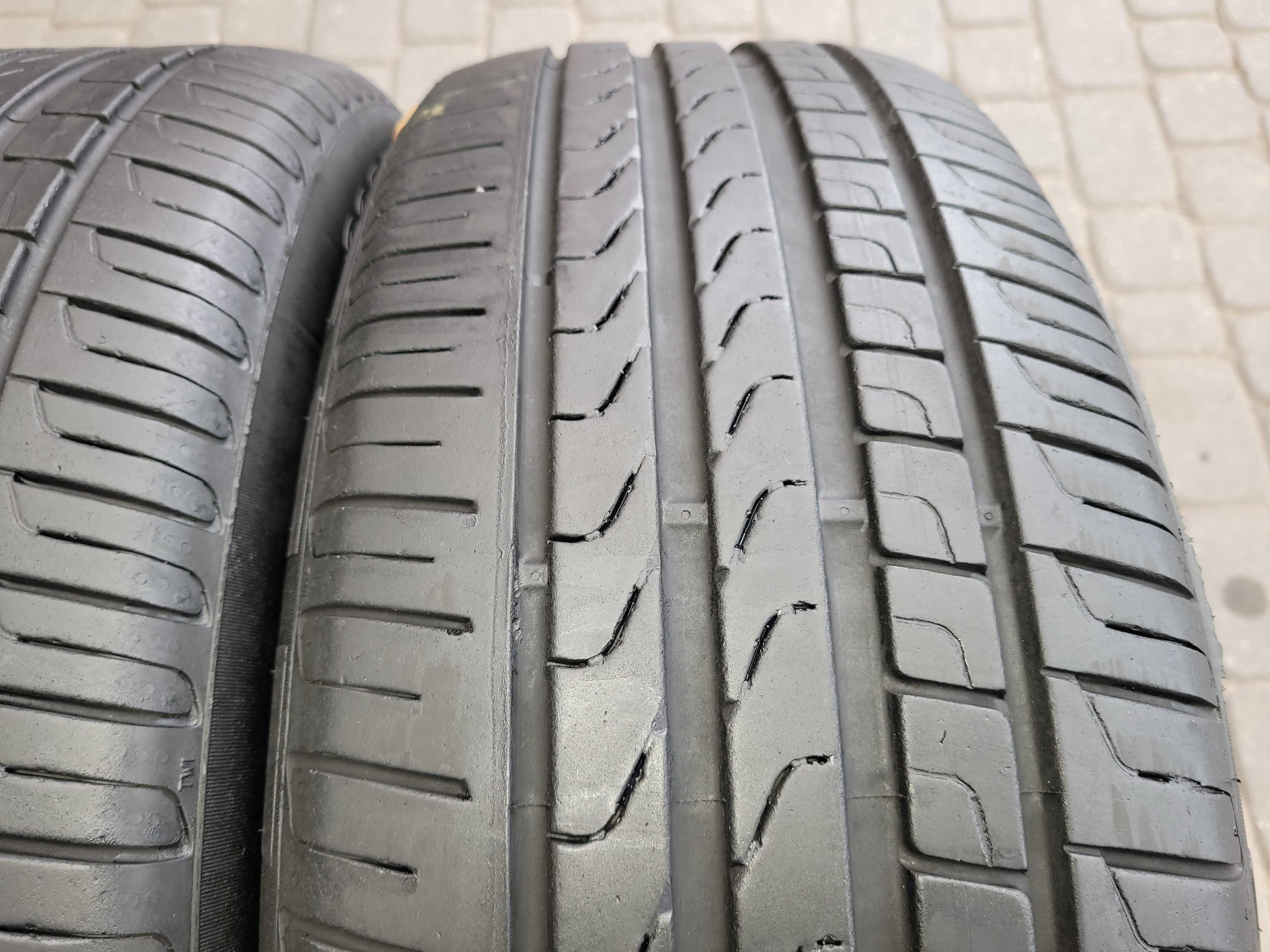 235 /  55 R 19   Pirelli   Lato / komplet