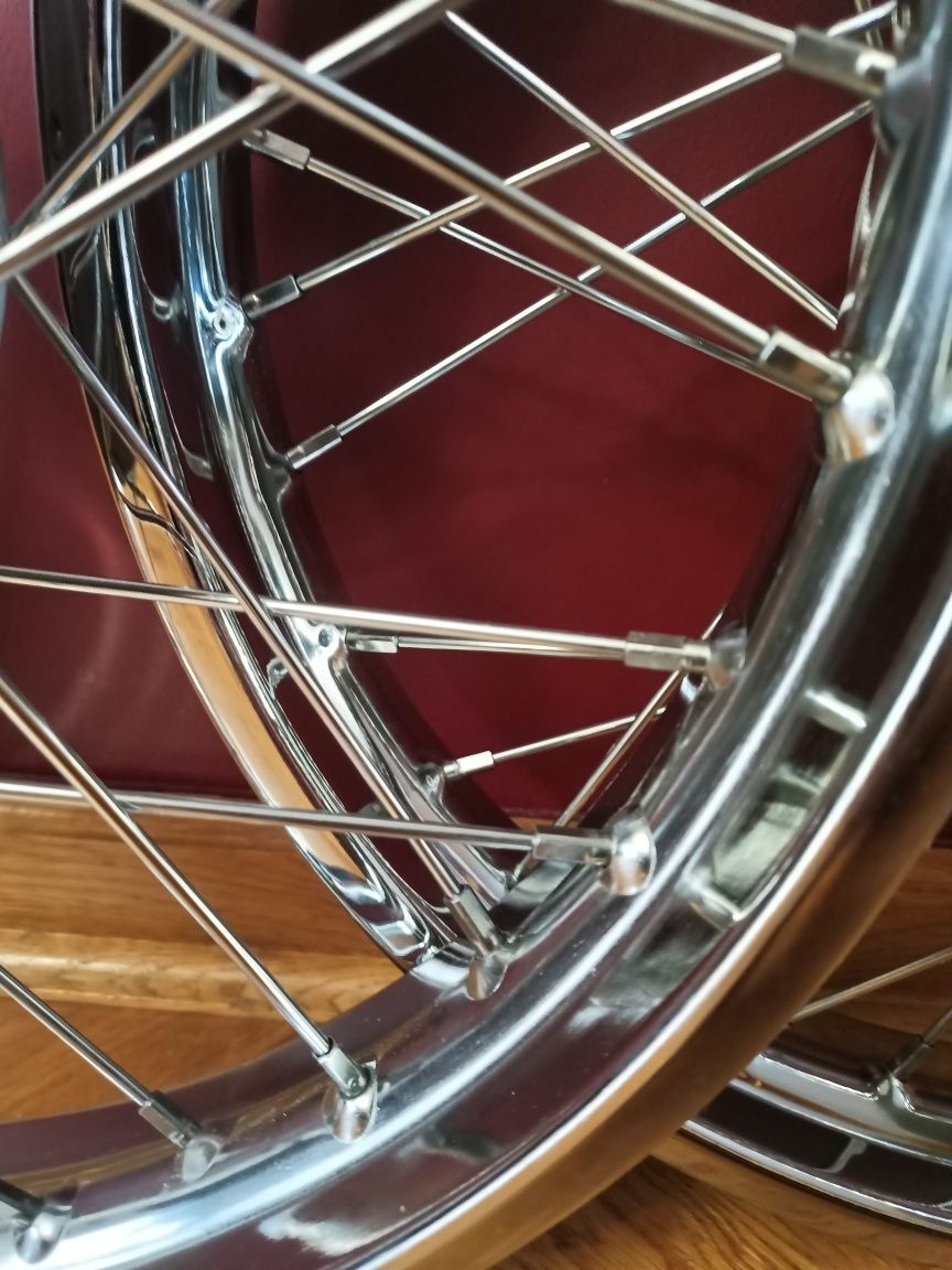 Koła wsk 125 B1 B3 odrestaurowane