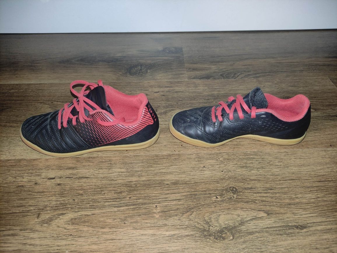 Buty Decathlon dziecięce Kipsta Agility 100 rozmiar 33, wkładka 20,5