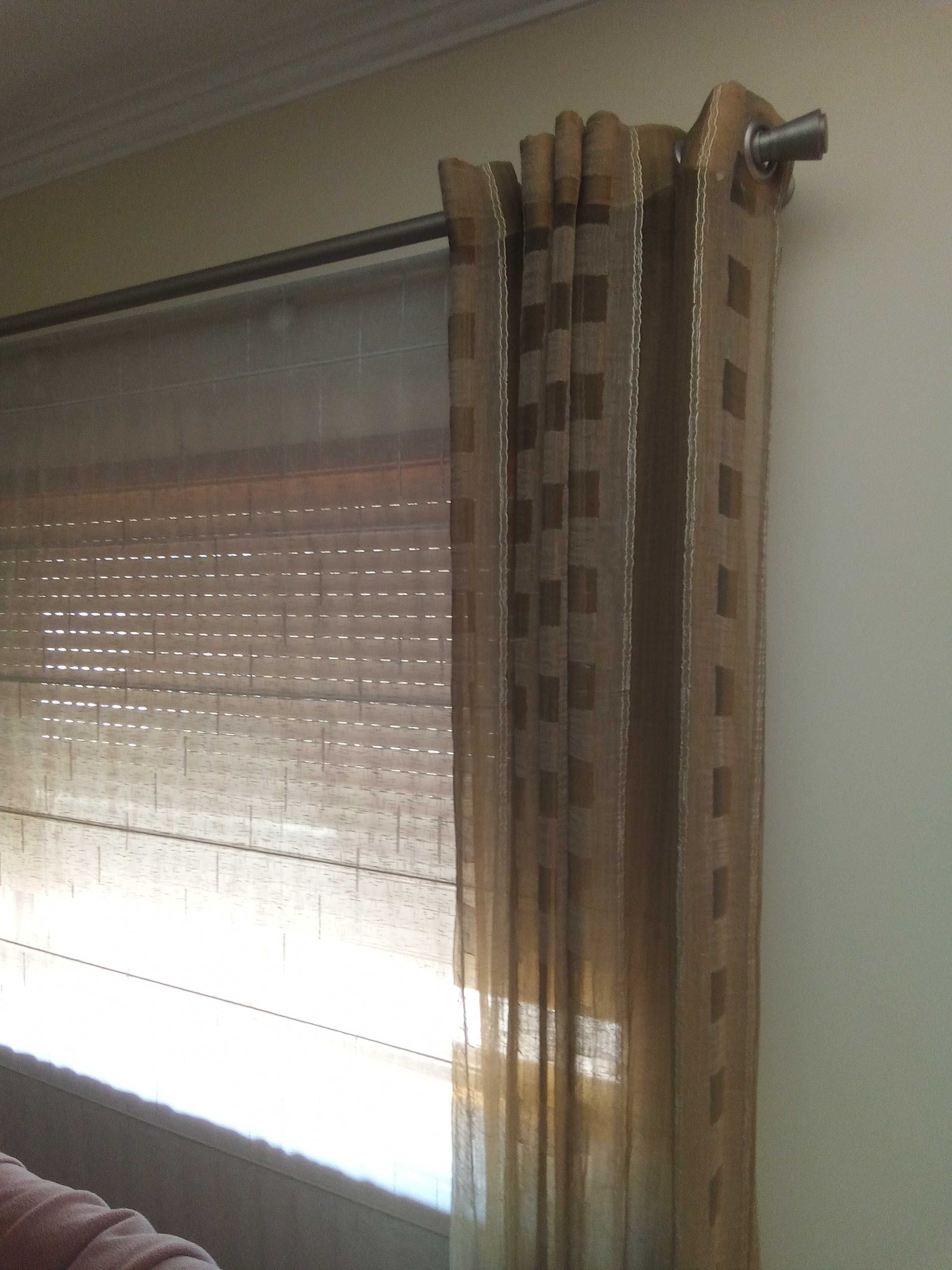 Cortinas para sala de estar, em bom estado!!