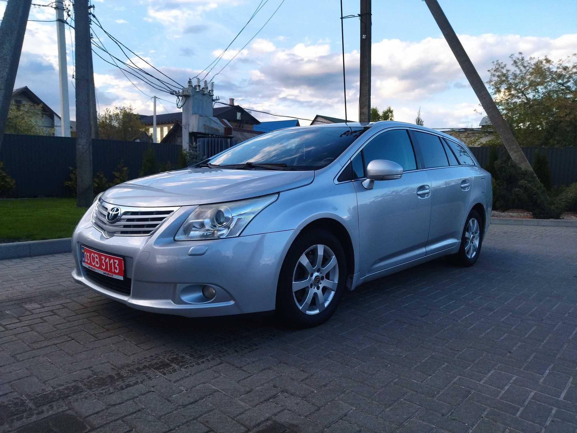 ...TOYOTA Avensis