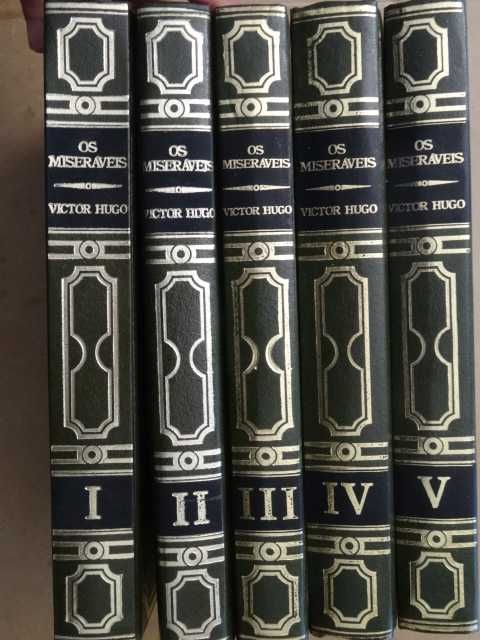 Os Miseráveis de Victor Hugo - 5 Volumes