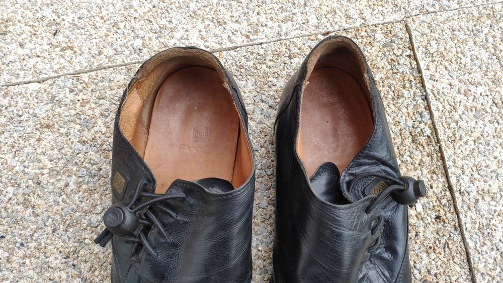 Sapatos PROF em Pele Genuína