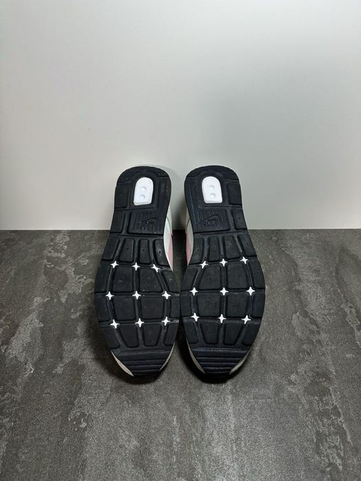 Кросівки Nike Venture Runner Grey