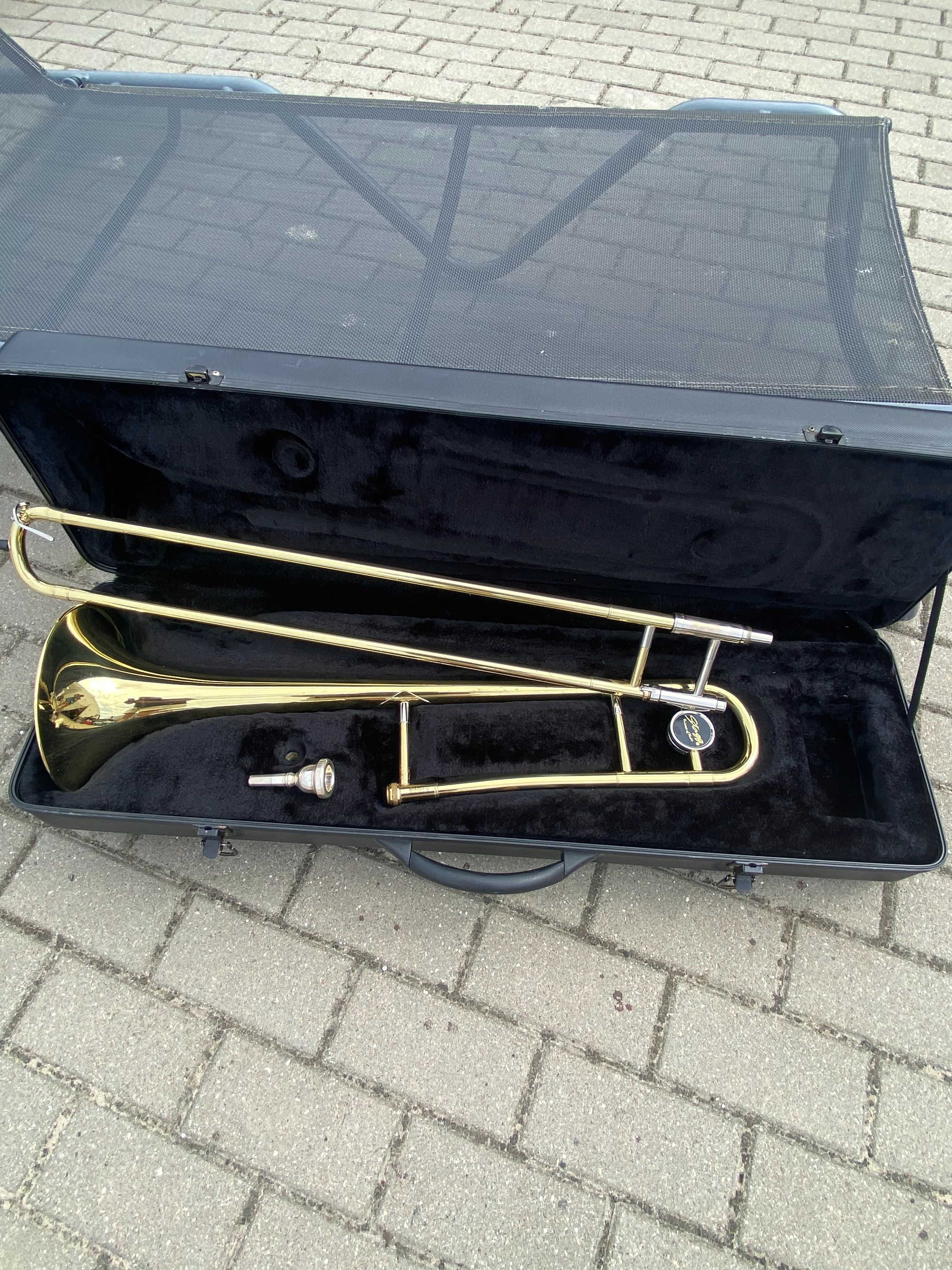 Puzon Stagg universe of music.N.D0107B