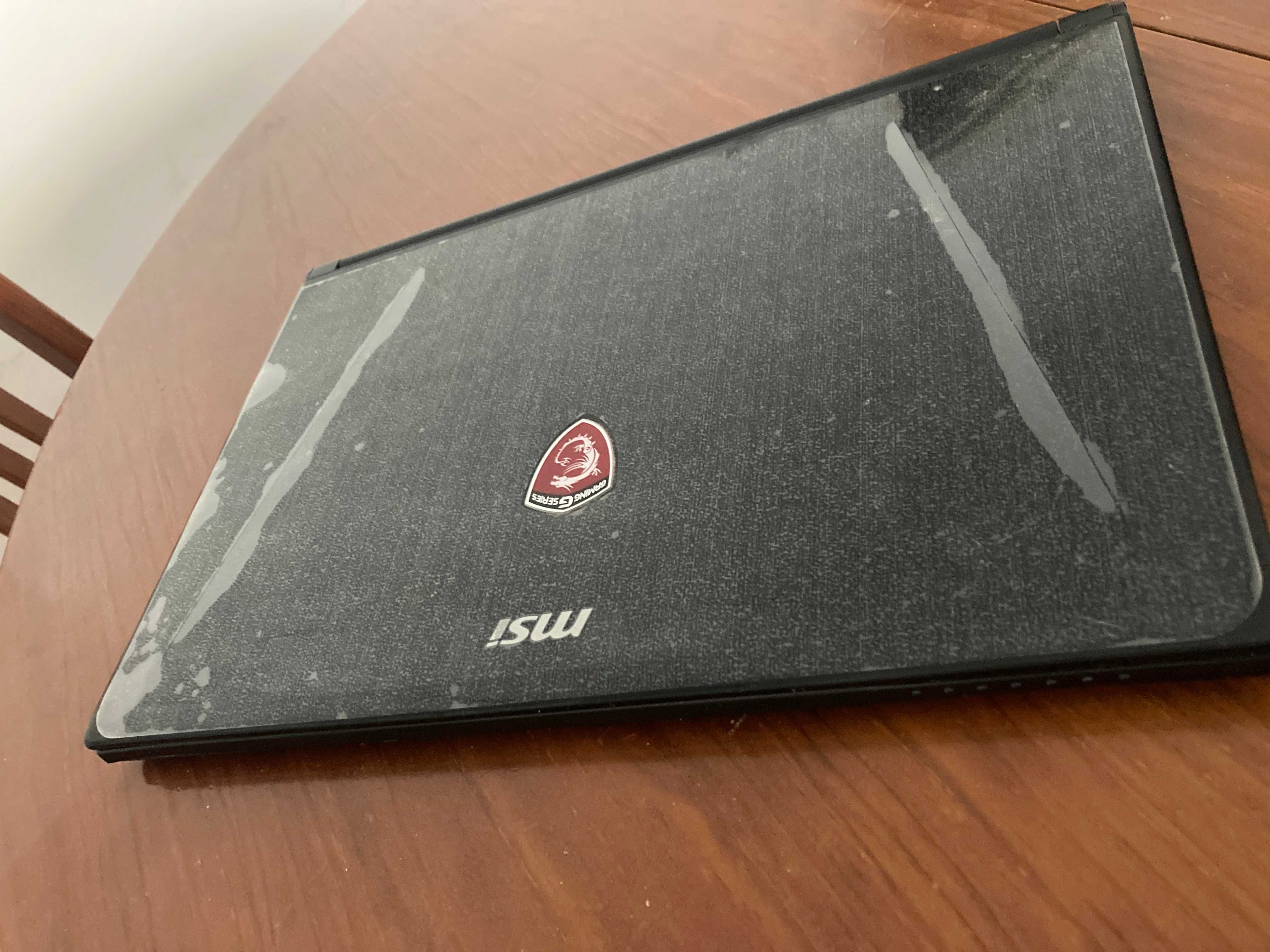 Portátil Gaming MSI GS60 6QE Ghost Pro 4K i7 16Gb DDR4 (reparação)