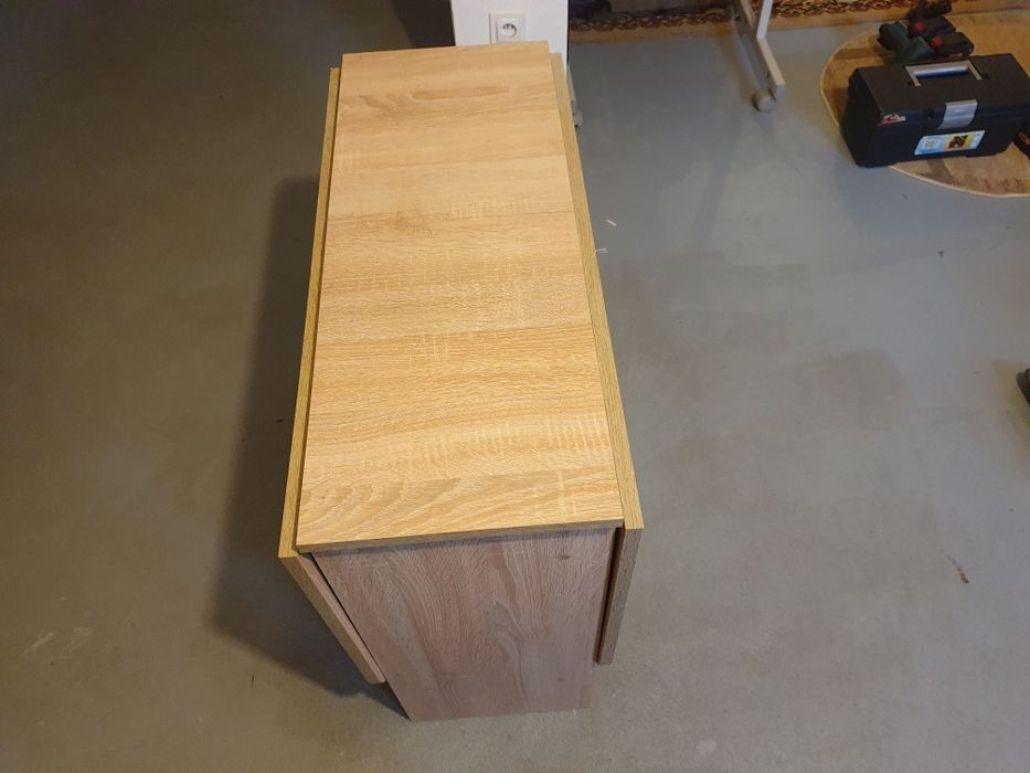 Stół rozkładany, uniwersalny.