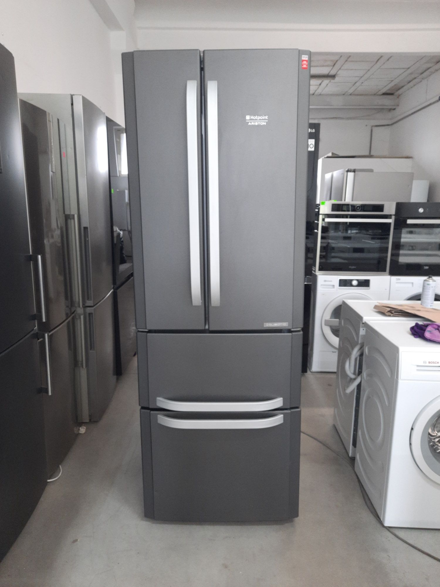 Холодильник Hotpoint Ariston no frost