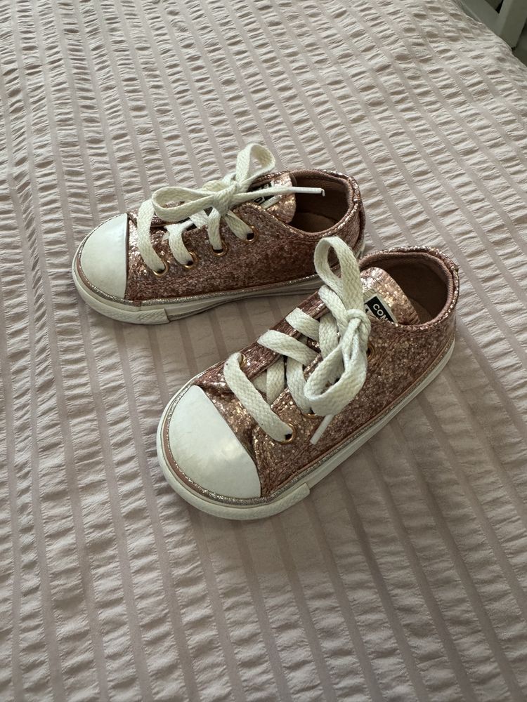Buty sznurowane 21