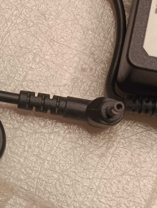 Блок живлення зарядне до ноутбука FUJITSU 19V 3.42A 65W (3.5×1.35mm)