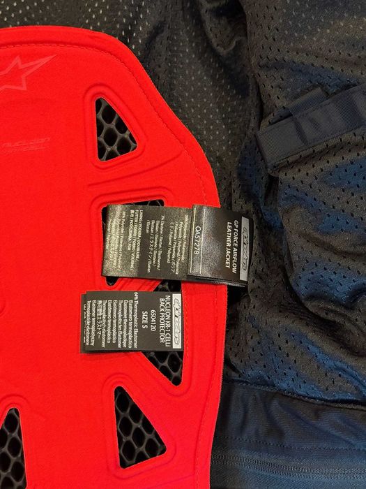 Casaco Alpinestars GP Force Airflow c/ protetor de costas