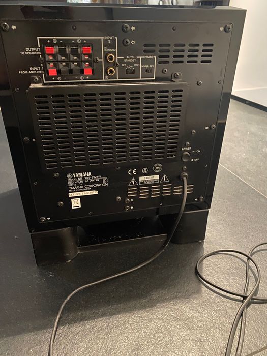 Yamaha YST SW215 subwoofer aktywny