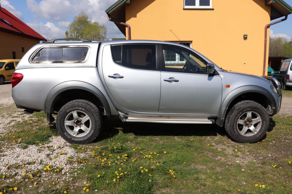 Mitsubishi l200 triton 2.5 did 178 koni