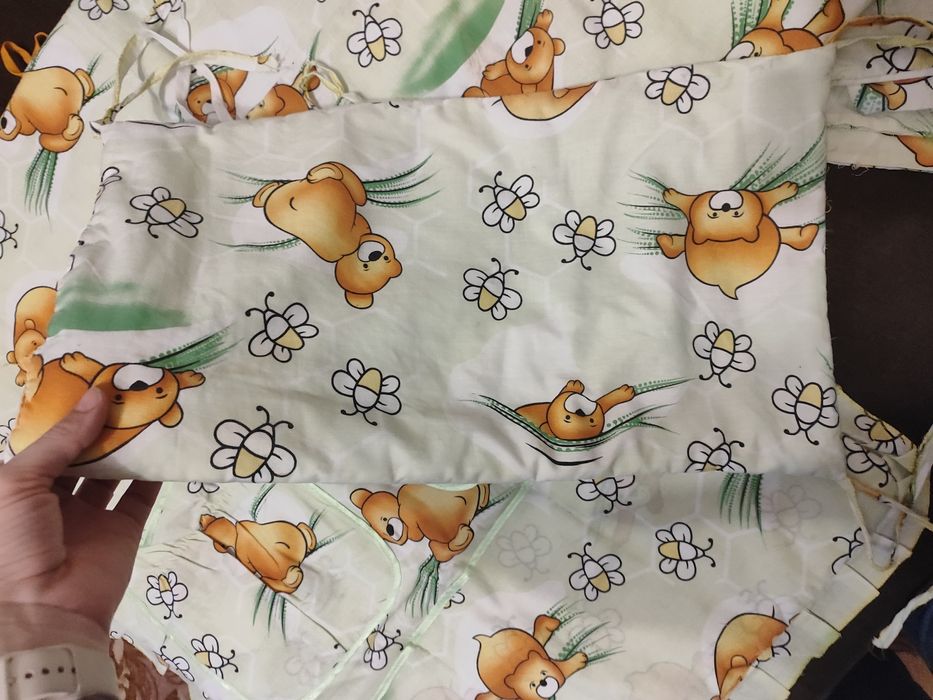 Бортики в ліжечко постіль