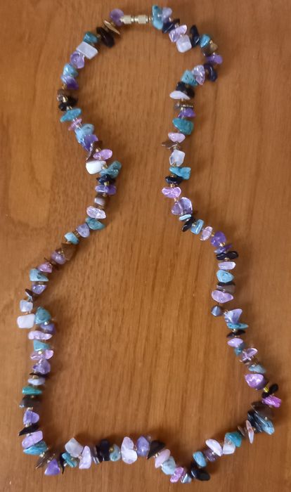 Бусы из горного хрусталя