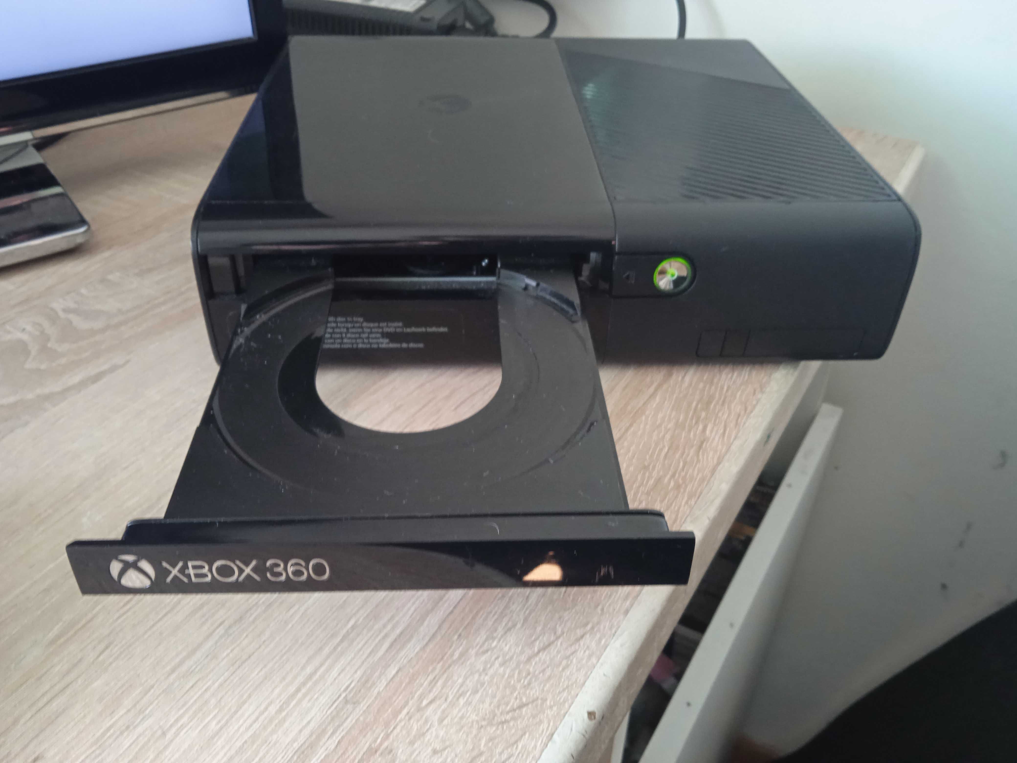 Xbox 360 E uszkodzony