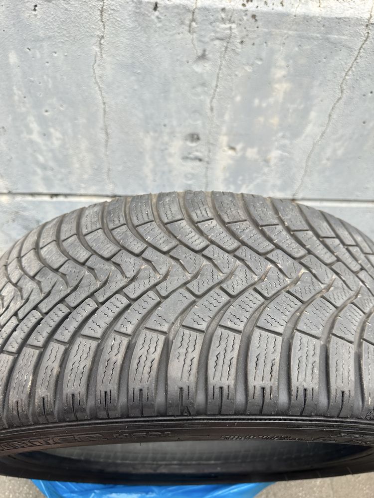 Opony zimowe Falken EUROWINTER HS01
