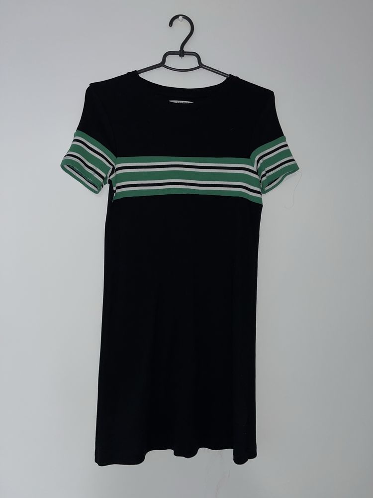 Сукня облягаюча Bershka