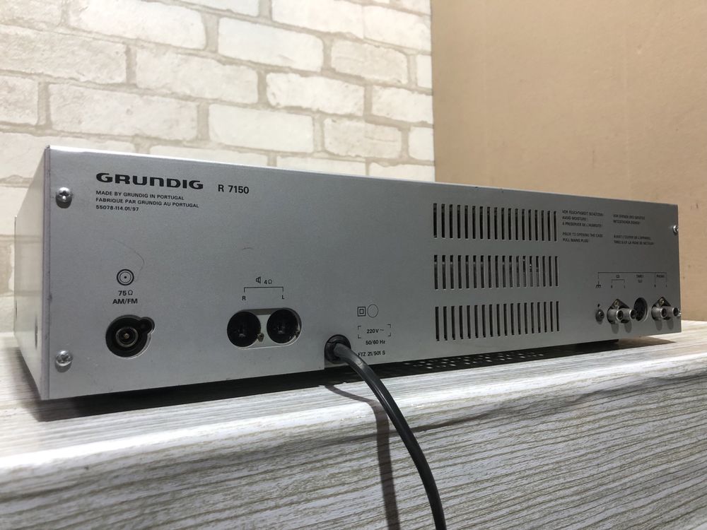 AM/FM стерео ресивер/підсилювач Grundig R 7150 б/у з Німеччини+1