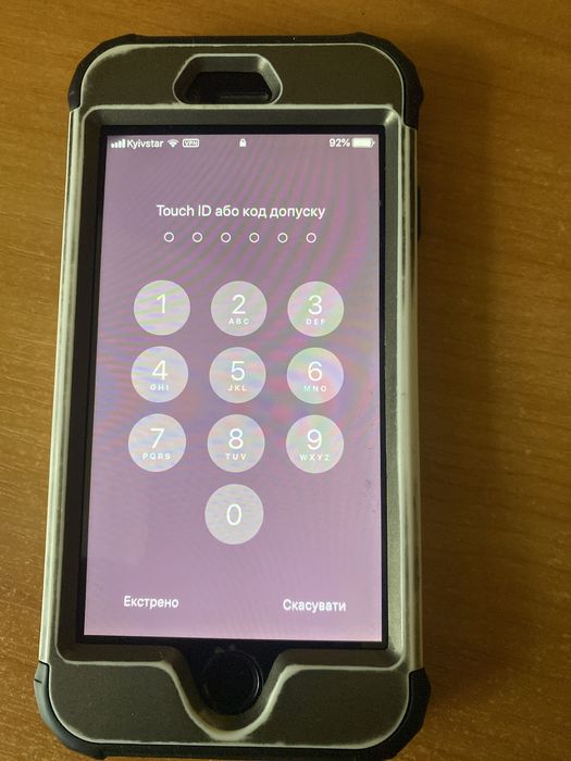 Мобільний телефон Айфон 6 32 ГБ