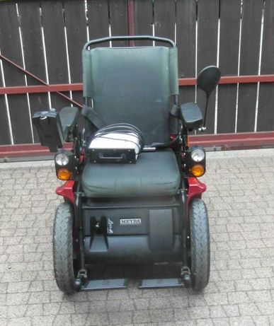 Wózek inwalidzki elektryczny MEYRA OPTIMUS I , pręd.6km/h