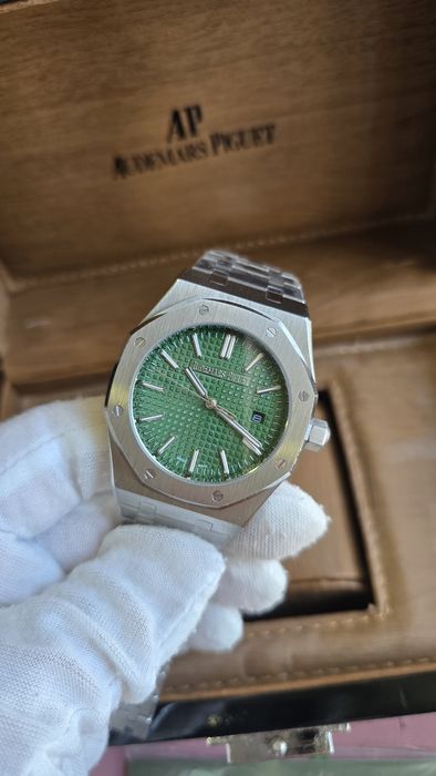 Audemars Piguet Royal Oak - Green